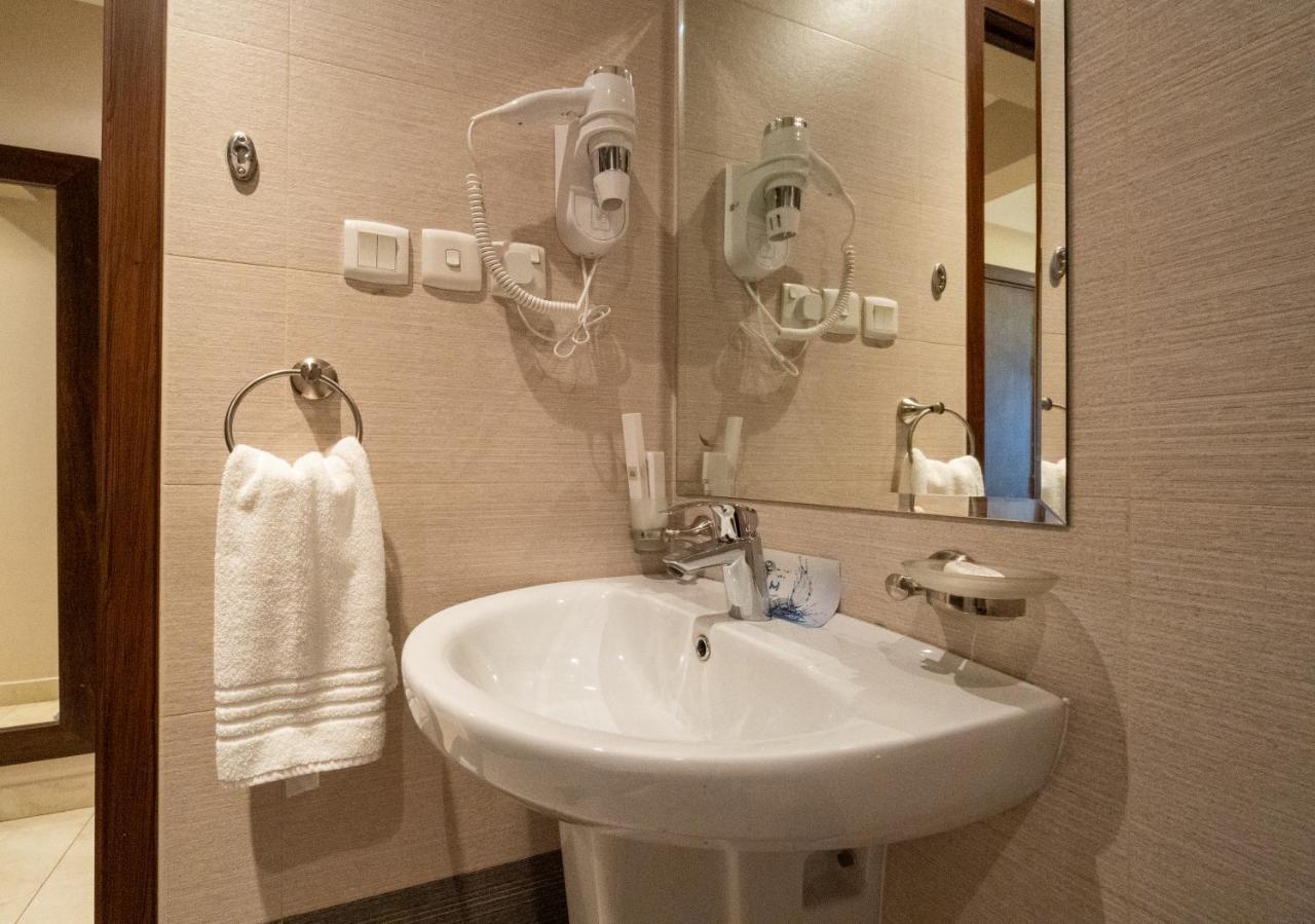 알크호바르 Dyafa Luxury 아파트 외부 사진